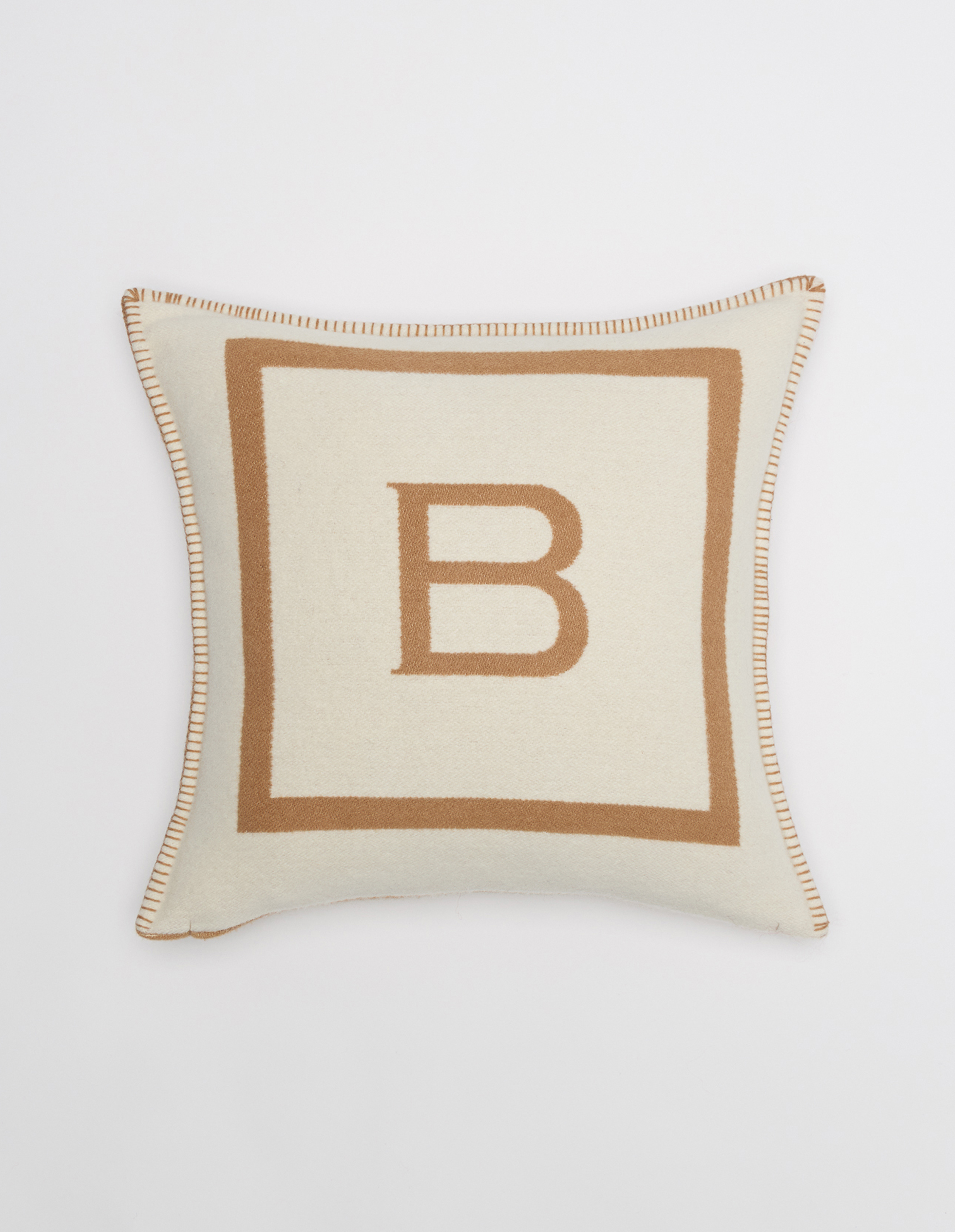 Balmuir B-logo koristetyynynpäällinen