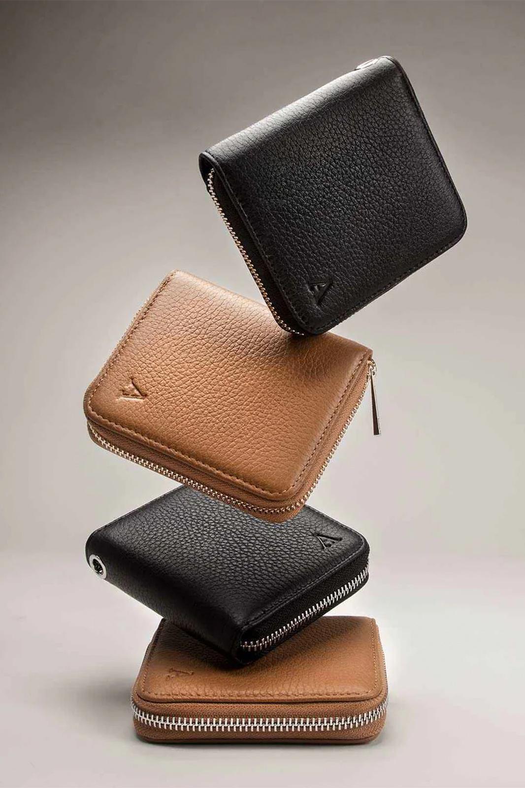 Aarni MINI CLUTCH LOMPAKKO Black/Gold